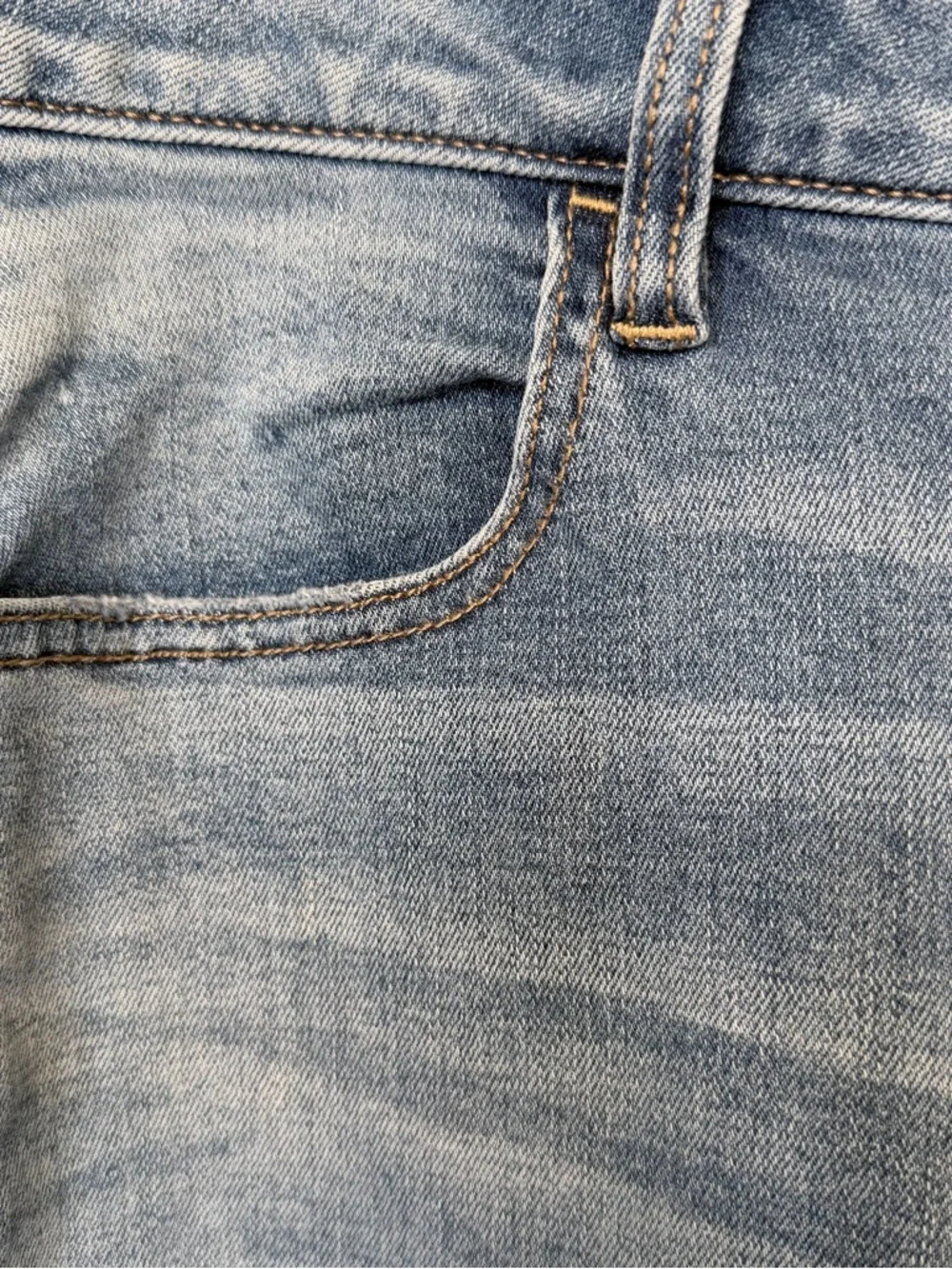 AE Factory Distressed Ripped Busted Knees Light Wash Super Stretch Skinny Jeans - Picture 5 of 14